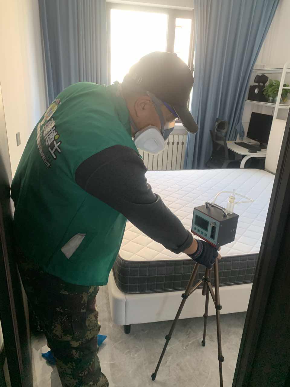 蓬溪醛博士百和国际小区测甲醛 甲醛检测现场